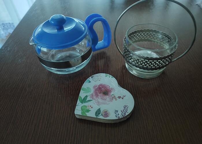 Grajewo ogłoszenia: Oddam za gorzką czekoladę czajniczek do zaparzania herbaty,...