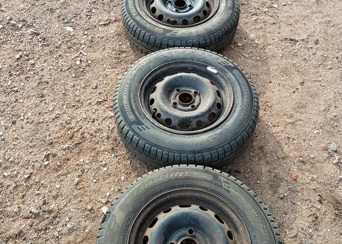 Grajewo ogłoszenia: Sprzedam koła od Opla Corsy C opony zimowe 155/80R13 rok produkcji...